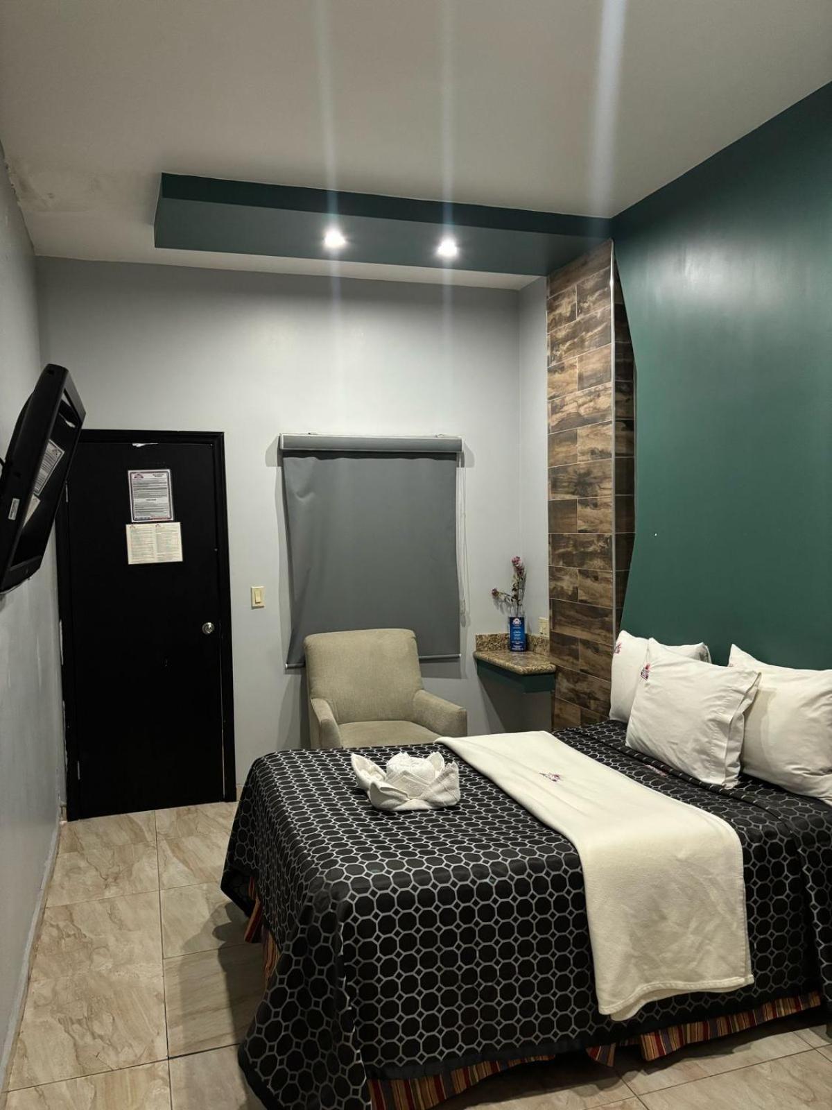טיחואנה Hotel Diaz מראה חיצוני תמונה